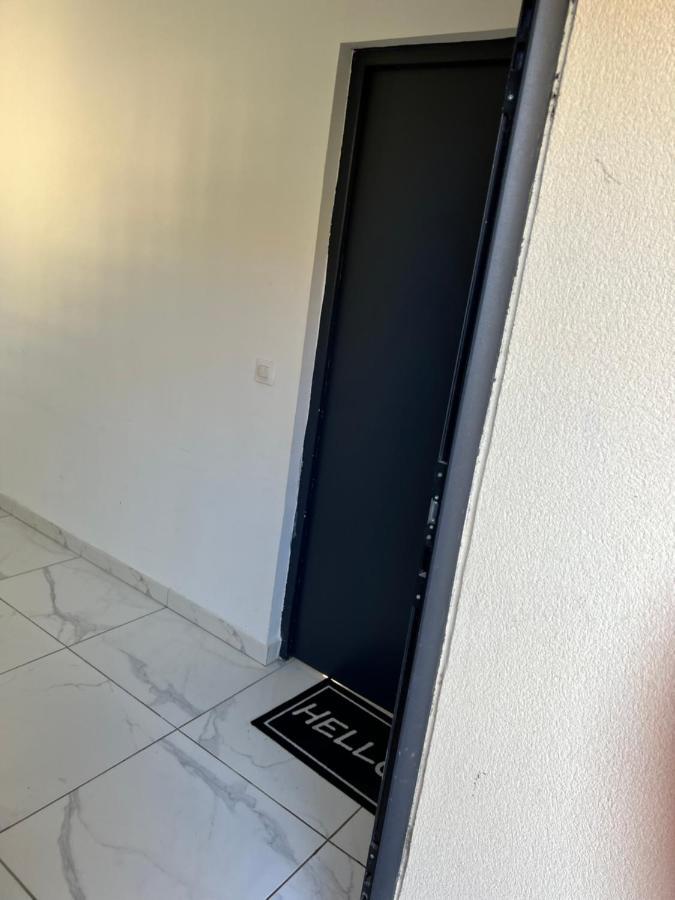 Appartement F3 ,2 Bedrooms With Parking Aeroport Orly A 20Mn Saint-Michel-sur-Orge Eksteriør billede