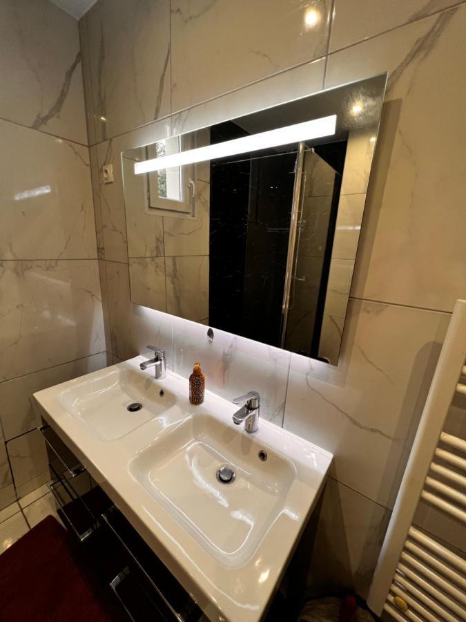 Appartement F3 ,2 Bedrooms With Parking Aeroport Orly A 20Mn Saint-Michel-sur-Orge Eksteriør billede