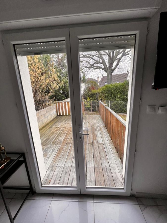 Appartement F3 ,2 Bedrooms With Parking Aeroport Orly A 20Mn Saint-Michel-sur-Orge Eksteriør billede